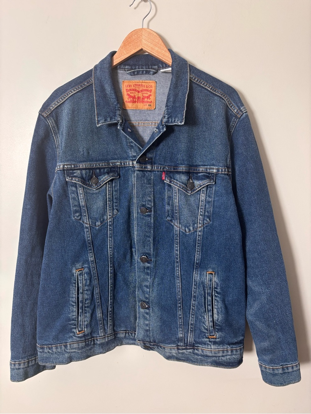 VTG Levi’s Jean jacket size XXL made in Mexico great denim color/fading Rare!